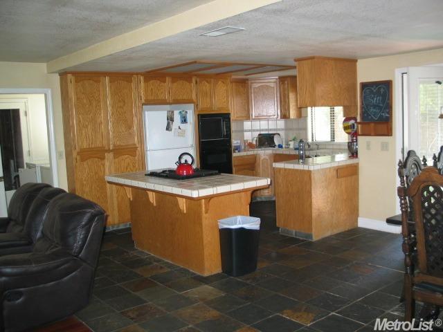 560 Ashland, Turlock, CA 95382 photo 2