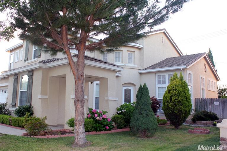 2421 Summerlin Dr, Modesto, CA 95356 photo 1