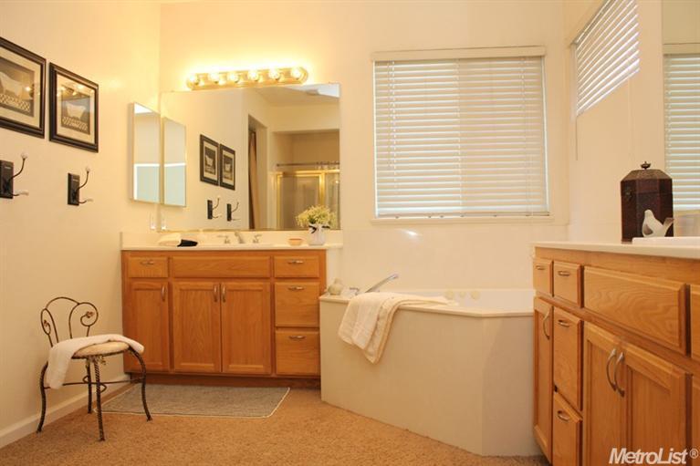 2421 Summerlin Dr, Modesto, CA 95356 photo 21