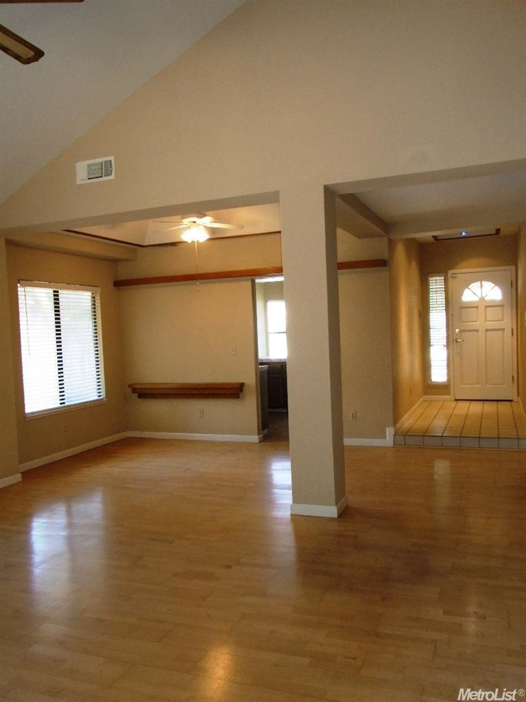 2072 Sheldon Dr, Modesto, CA 95350 photo 5