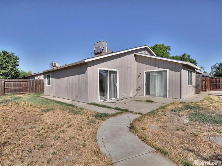 628 Rosemary Dr, Patterson, CA 95363 photo 11