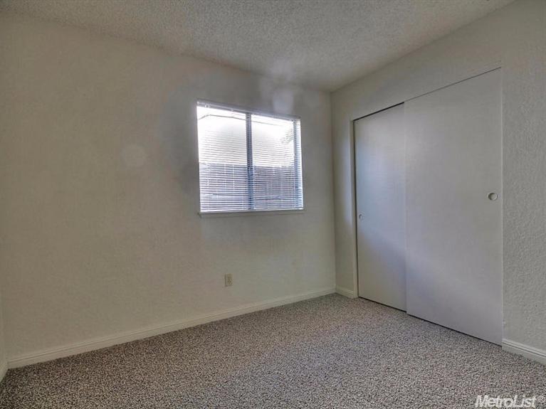 628 Rosemary Dr, Patterson, CA 95363 photo 8