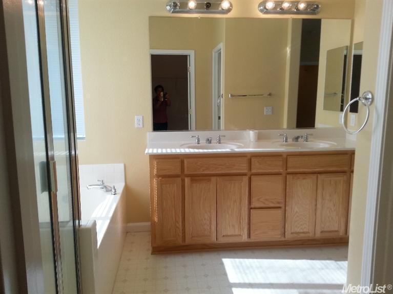 2425 Abbott Ct, Tracy, CA 95377 photo 14