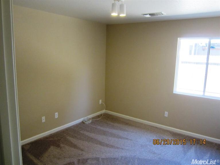 1220 Shearwater Dr, Patterson, CA 95363 photo 8