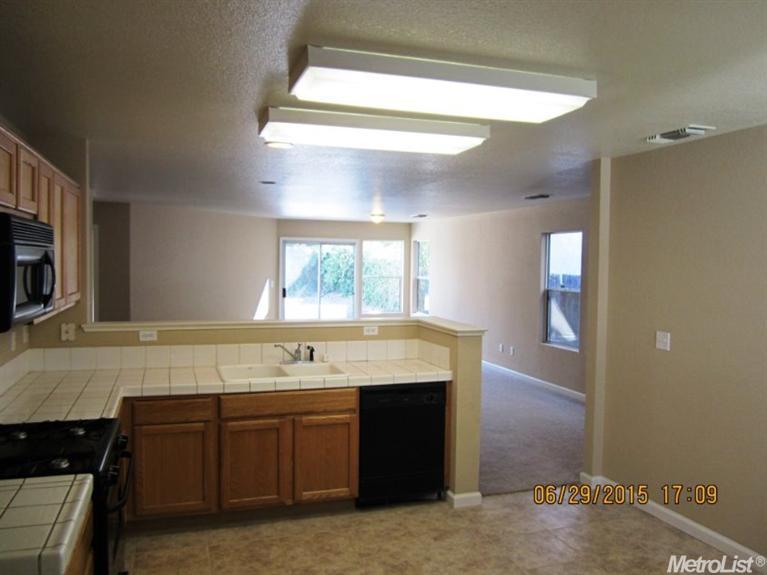 1220 Shearwater Dr, Patterson, CA 95363 photo 6