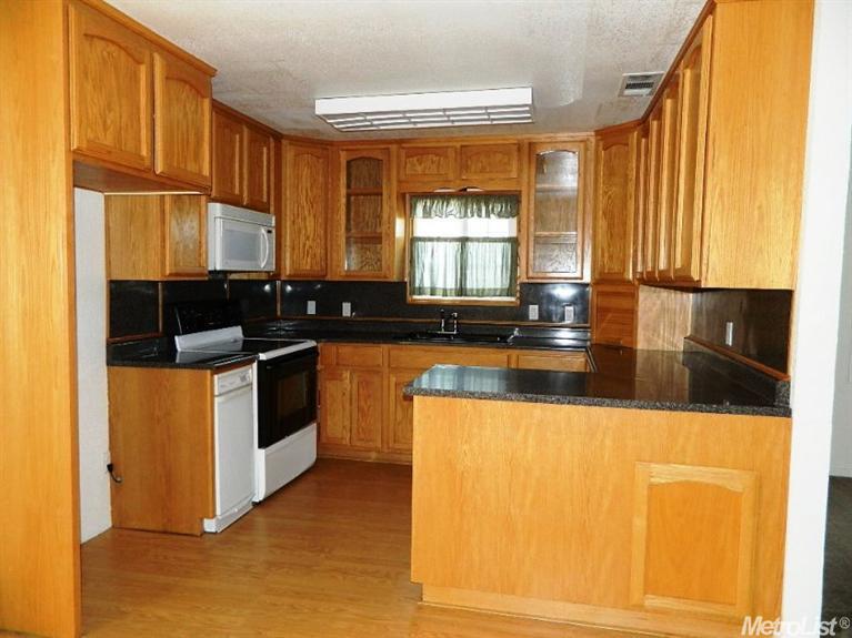 2105 Carver Rd, Modesto, CA 95350 photo 3