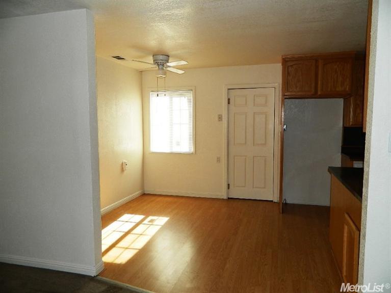 2105 Carver Rd, Modesto, CA 95350 photo 5
