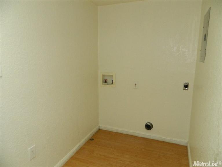 2105 Carver Rd, Modesto, CA 95350 photo 17