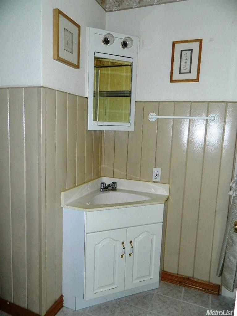 2105 Carver Rd, Modesto, CA 95350 photo 9