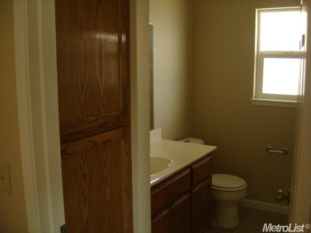 2517 Strivens, Modesto, CA 95350 photo 7