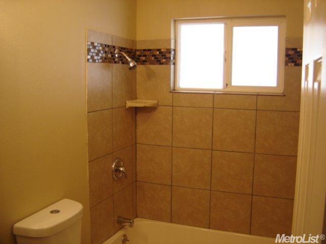 2517 Strivens, Modesto, CA 95350 photo 2