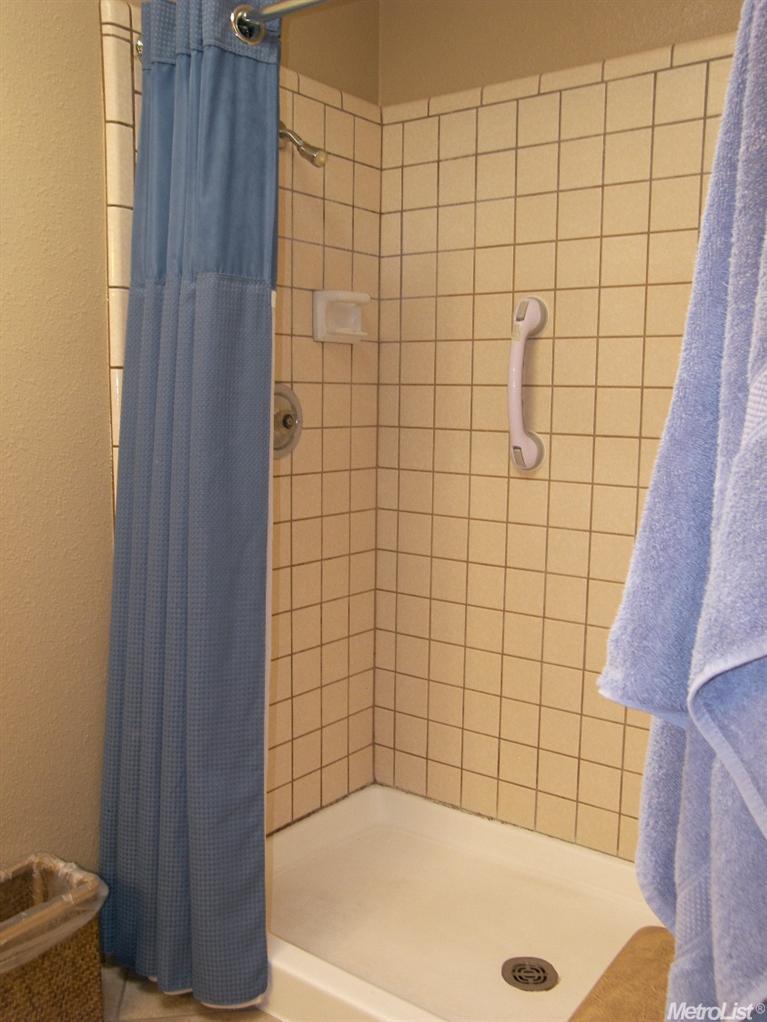 1417 Emigrant Way, Modesto, CA 95358 photo 17