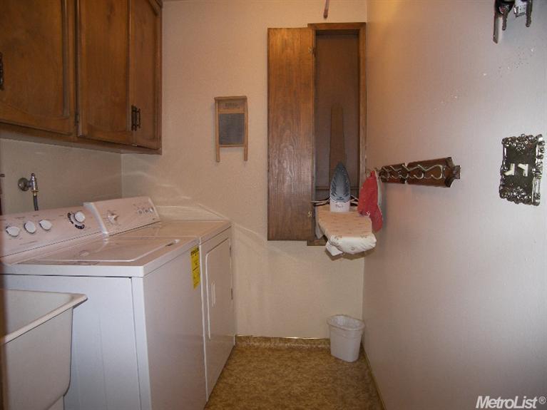 1417 Emigrant Way, Modesto, CA 95358 photo 11