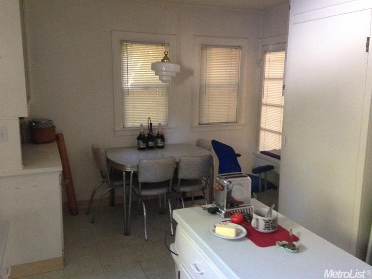 1008 E Main St, Turlock, CA 95380 photo 5