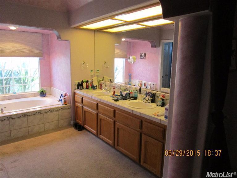 3134 Sultana Dr, Madera, CA 93637 photo 9