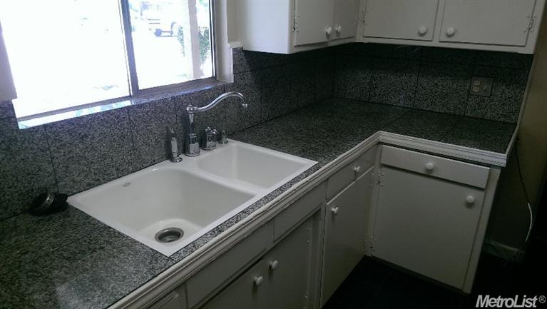 409 Ryan Ave, Modesto, CA 95350 photo 1