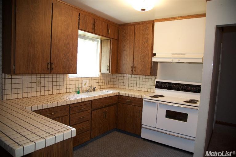 910 Yolo St, Manteca, CA 95337 photo 18