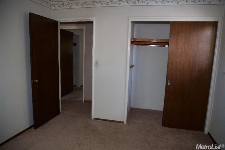 910 Yolo St, Manteca, CA 95337 photo 13