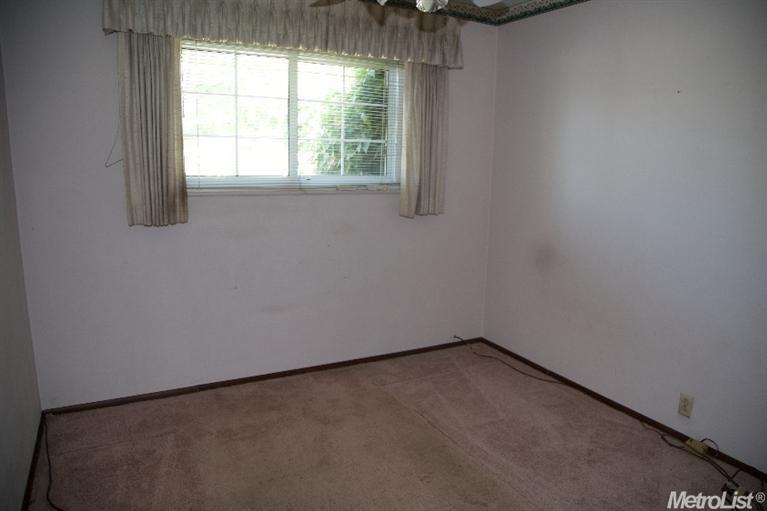 910 Yolo St, Manteca, CA 95337 photo 14