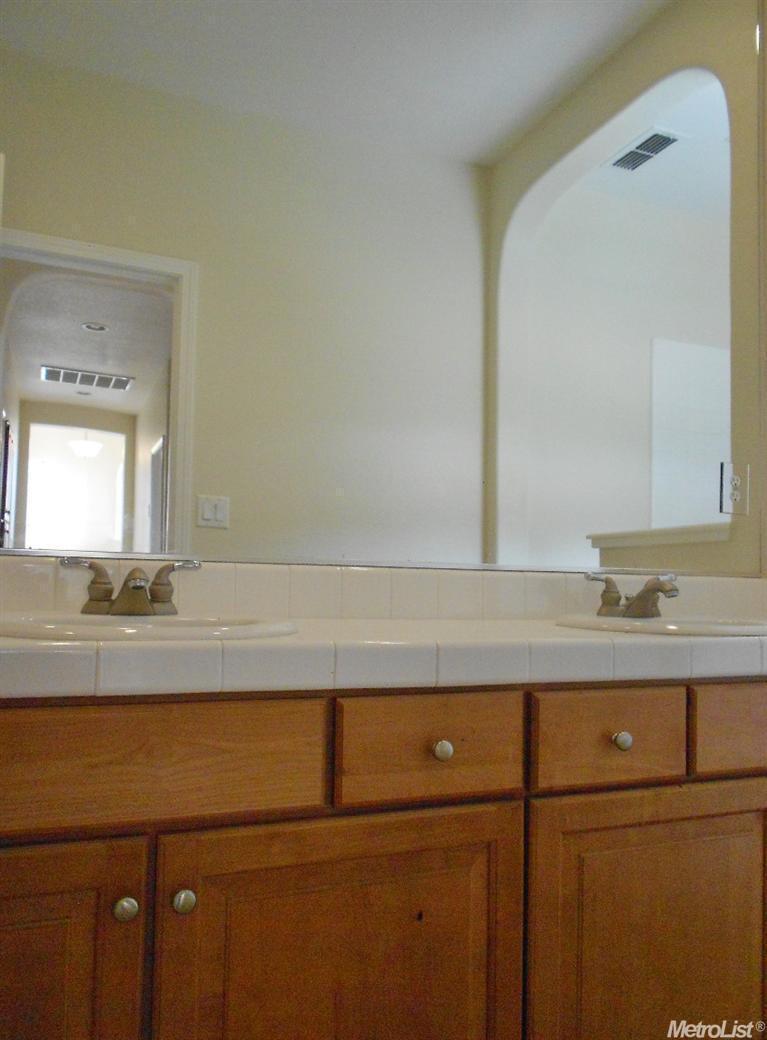 799 Morningside Dr, Folsom, CA 95630 photo 14