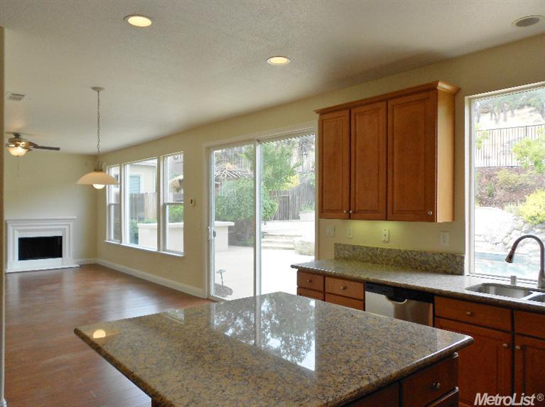799 Morningside Dr, Folsom, CA 95630 photo 10