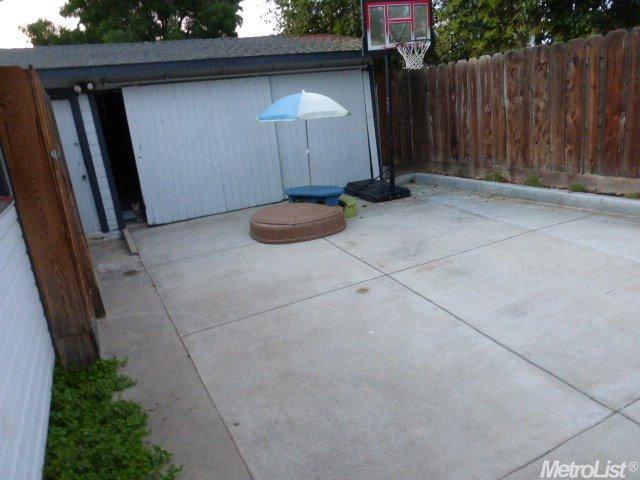 985 Lucerne Ave, Gustine, CA 95322 photo 14
