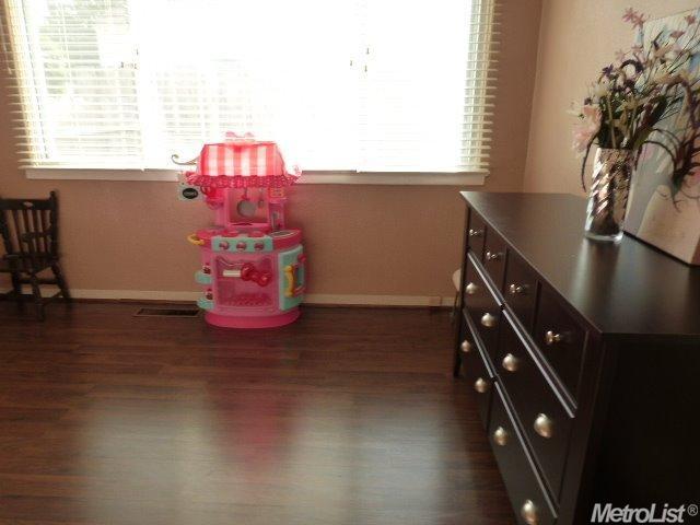 985 Lucerne Ave, Gustine, CA 95322 photo 9