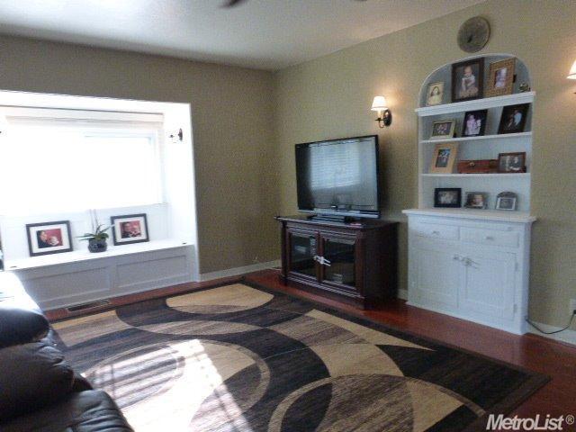 985 Lucerne Ave, Gustine, CA 95322 photo 2