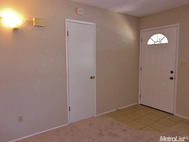 1600 Chapala Way, Modesto, CA 95355 photo 1