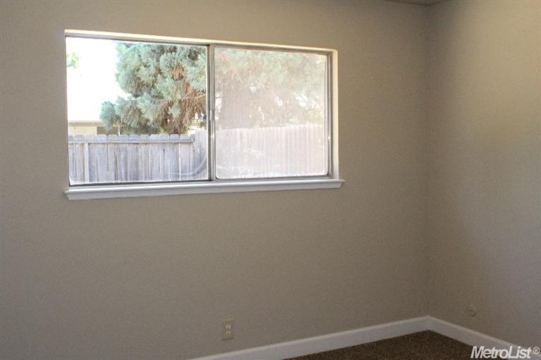 2332 Jeanine Dr, Modesto, CA 95355 photo 17