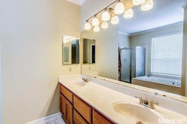 121 Toni Ct, Galt, CA 95632 photo 19