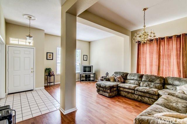 121 Toni Ct, Galt, CA 95632 photo 10