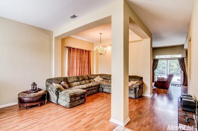121 Toni Ct, Galt, CA 95632 photo 12