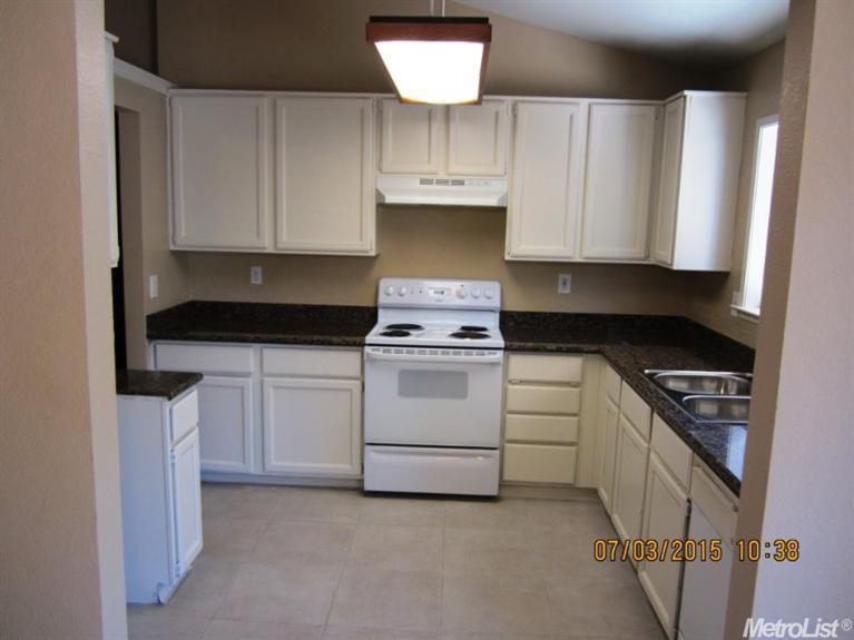 540 Sears Dr, Patterson, CA 95363 photo 4