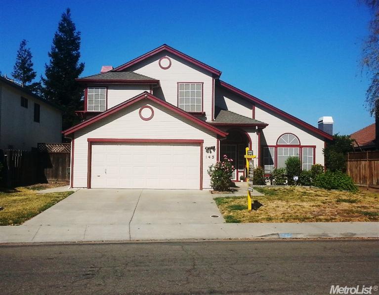 145 N Hickory Ave, Tracy, CA 95376 photo 1