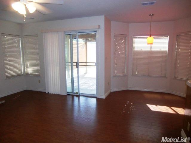 145 N Hickory Ave, Tracy, CA 95376 photo 8