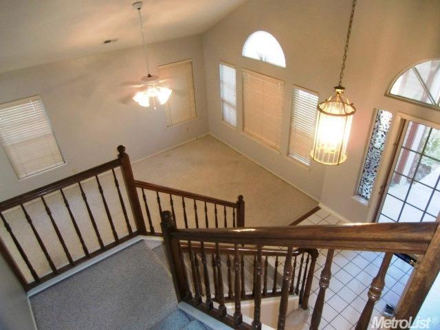 145 N Hickory Ave, Tracy, CA 95376 photo 3