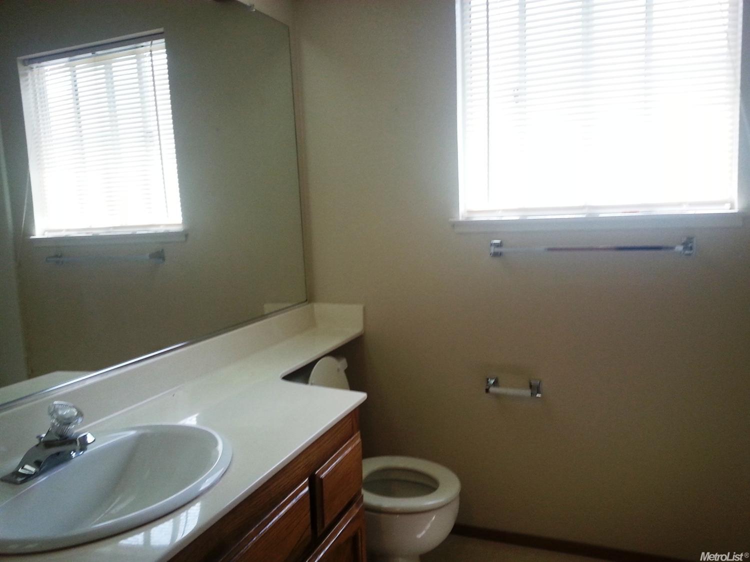 145 N Hickory Ave, Tracy, CA 95376 photo 19