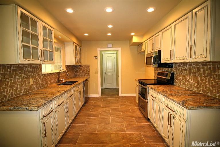 5501 Kiva Dr, Carmichael, CA 95608 photo 5