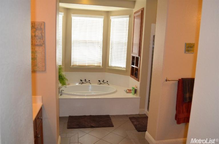 2489 Ivory Ln, Lodi, CA 95242 photo 21