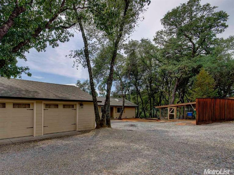5810 October Hill Rd, Placerville, CA 95667 photo 1