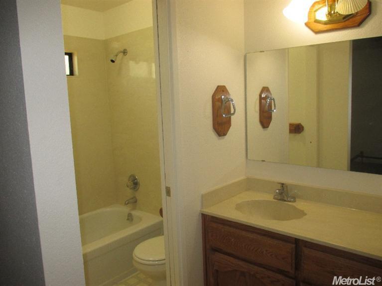 1313 Randy, Modesto, CA 95355 photo 7
