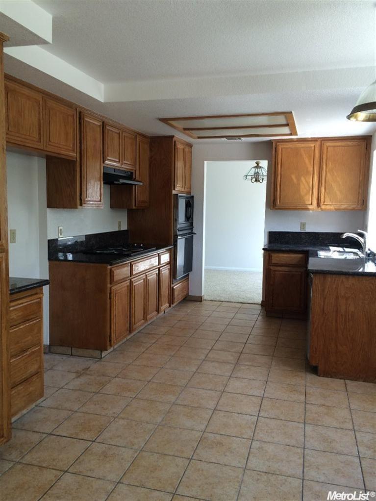 2140 Snyder Ave, Modesto, CA 95356 photo 5