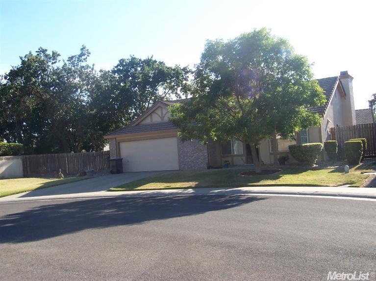 104 Silver Willow Ct, Galt, CA 95632 photo 12
