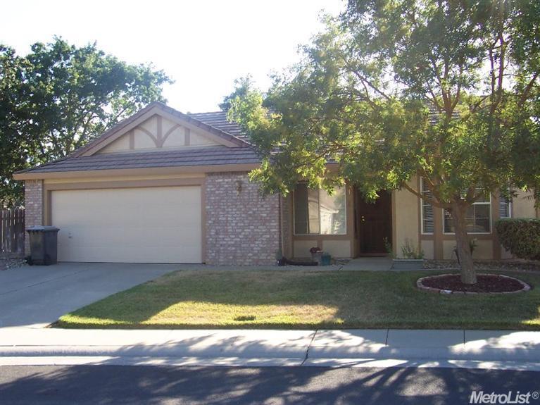 104 Silver Willow Ct, Galt, CA 95632 photo 13