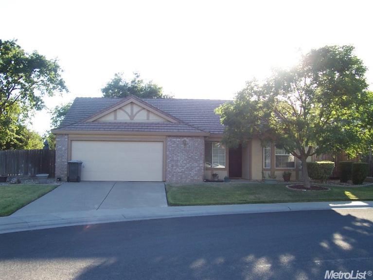 104 Silver Willow Ct, Galt, CA 95632 photo 1