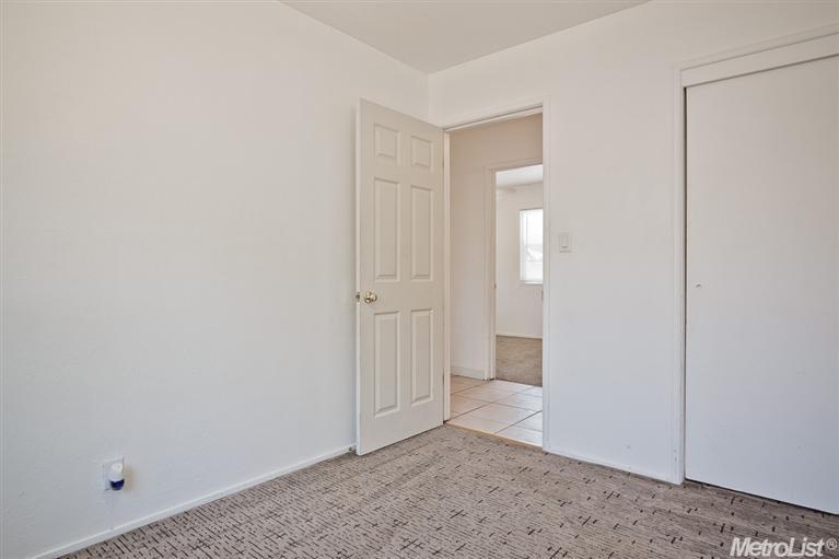 2412 Lilac Ct, Ceres, CA 95307 photo 11
