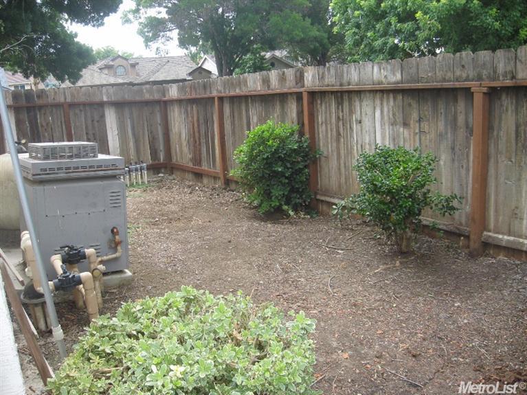 517 Clover Ave, Patterson, CA 95363 photo 23