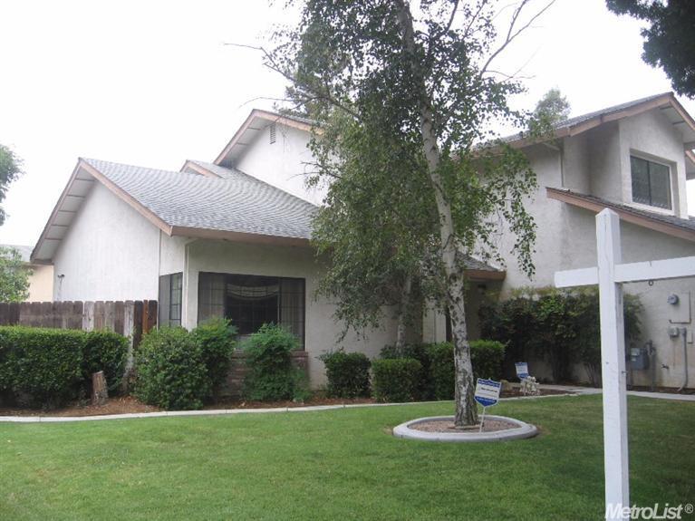 517 Clover Ave, Patterson, CA 95363 photo 1