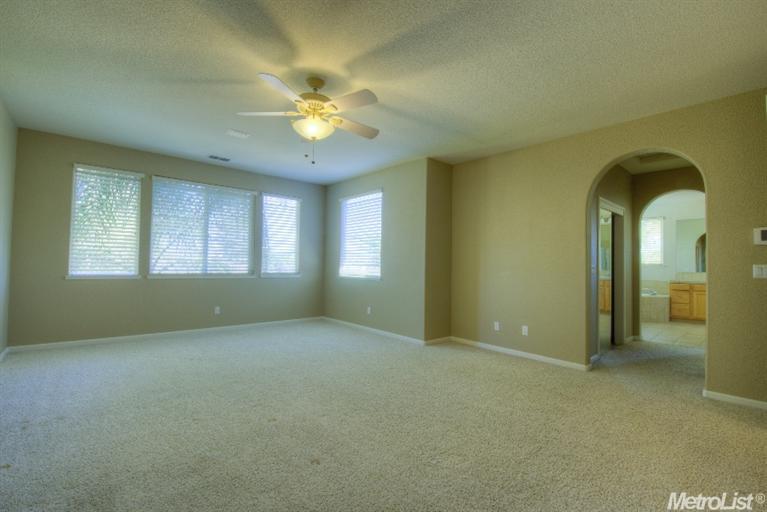 3204 Edgeview Dr, Modesto, CA 95355 photo 16